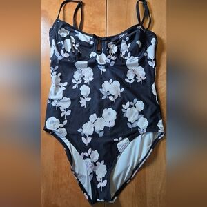 MILF Kate Spade Elegant Floral Underwire adjustable